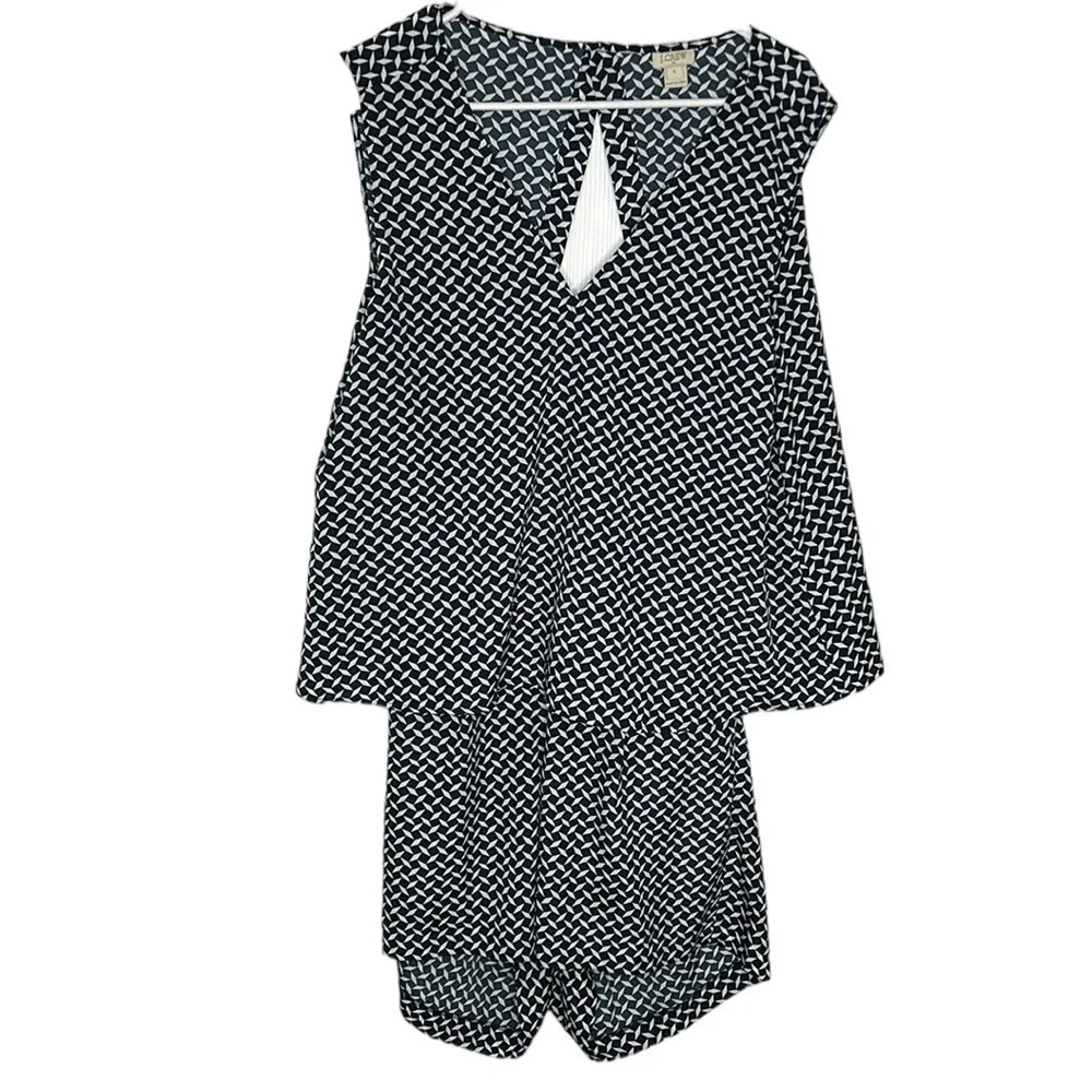 J. Crew Factory Shorts Romper Blue White Open Back Sleeveless Size 6 F0985‎